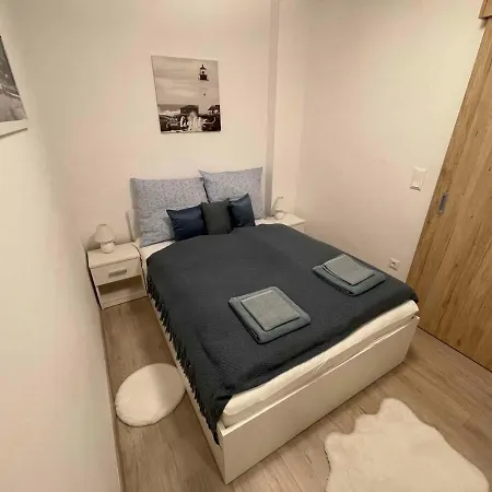 In 44077 * バラトンレッレ