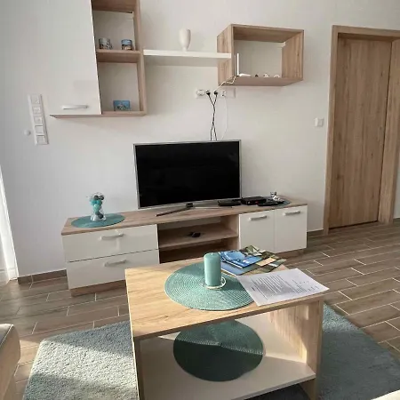 In 44077 アパート