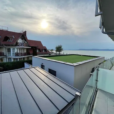 アパート In 44077 *