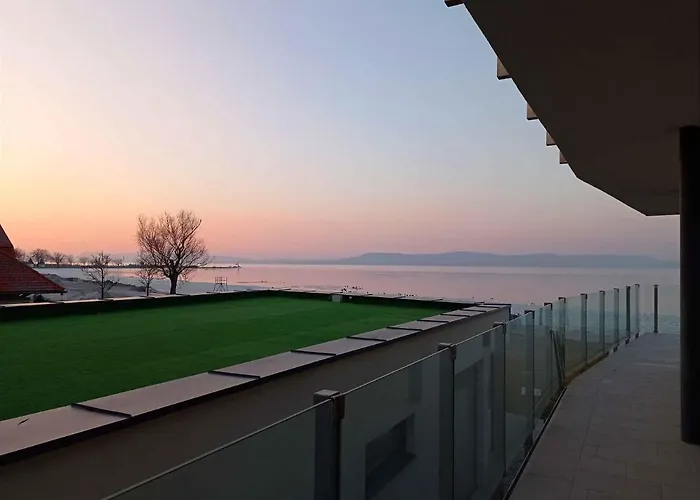 In 44077 Balatonlelle